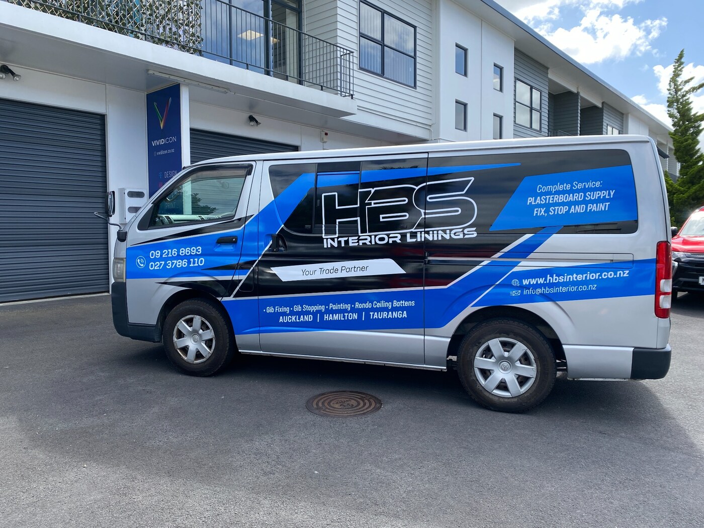One-way vision vehicle signage One-way vision vehicle signage Auckland window graphics